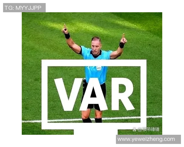 成都足球队以62分领跑世界锦标赛积分榜展现强大实力